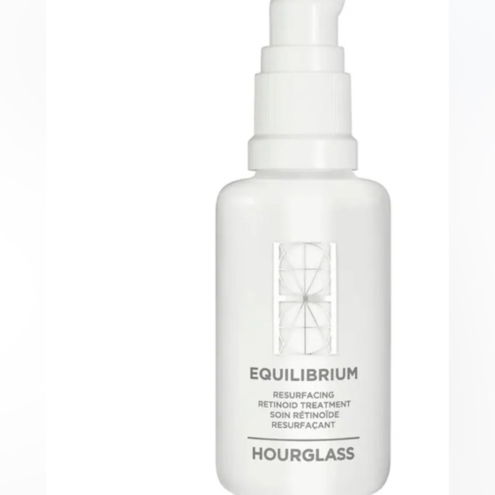 Hourglass Equilibrium Resurfacing Retinoid Treatment
